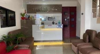 RedDoorz @ Gerlins Lodge Two - 7