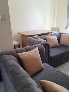 Cozy 2 BR with 3 Beds, AC & Hot Shower at Buxton Point Apartments Off RG Road Gate A - 8