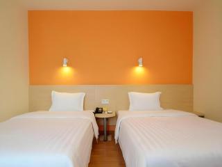 7 Days Inn Guangzhou Huangpu East Zone Times Plaza - 8