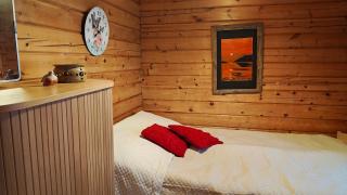 Log cabin on the banks of Ounasjoki River - 1