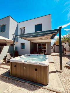 LP Apartment Croatia - Vrsi - 6