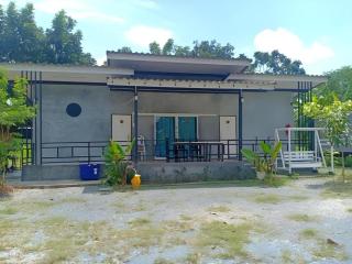 Capital O 75412 V Resort - 7