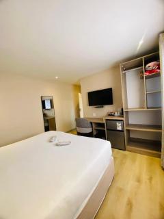 Mahlakapese River Resort - 8