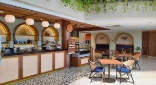 Bentani Hotel & Residence - 9