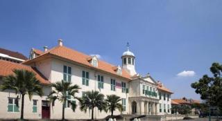 Sumi Hotel Mangga Besar - 2