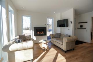 Chalet Élios , Private Hot Tub & Games, Ski - 2