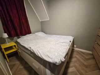 Cosy flat with its own entrance and parking - Harstad - 2