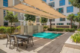 Uptown Al Zahia Studio in Sharjah - With Workstation - 2