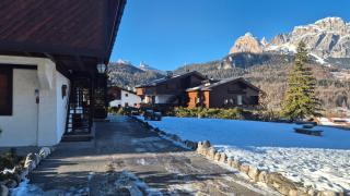 Apartment 5 Torri, tipico attico a Cortina - 8