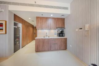 Uptown Al Zahia Studio in Sharjah - With Workstation - 6