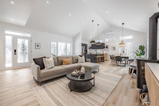 Légendaire Private Hot Tub, Games & Ski - 4