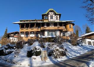 Die Watzmannsuite - Familienfreundliche Ferienwohnung in historischer Villa mit Kamin, Infrarotsauna, Balkon, Garten, nur 10 Gehminuten ins Zentrum von Berchtesgaden - 2