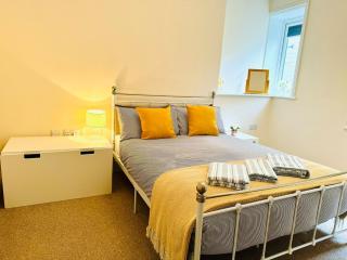 NEW Rowhills Ventnor an ideal family holiday home - 8