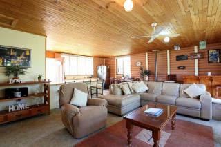 Chloes Cabin Accommodation - 4