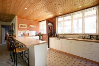 Chloes Cabin Accommodation - 1