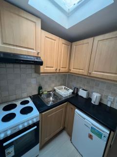 Cozy Renovated 3-Bed, City Walkable, Tram 3 min - 7