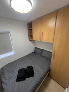 Cozy Renovated 3-Bed, City Walkable, Tram 3 min - 6