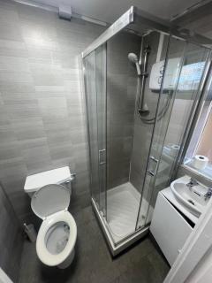 Cozy Renovated 3-Bed, City Walkable, Tram 3 min - 5