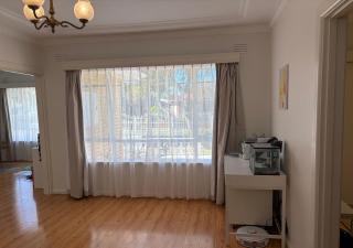 Beautiful house in the heart of Springvale! - 8