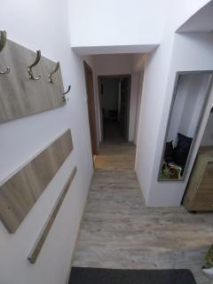 Apartment with 2 rooms Nicolina Iași 4 - 7