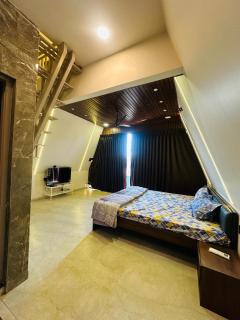 Celebrations Party House - 4