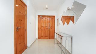 Cosy 1 Bedroom Marina Apartment - 8