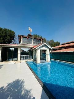 Celebrations Party House - 7