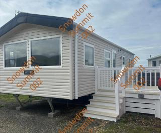 Snowdon Summit 002 - 0