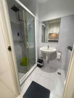 Woodox Condotel - 1