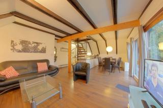 SE Opi-Huck-Stroot 9 - 7