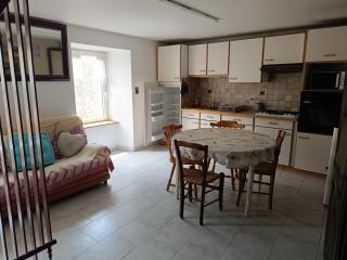 Charmante Maison près de Veyreau avec Vue sur Montagne - 8