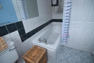 Free Parking 3-Bedroom House Near York Town - 1