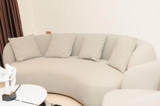 1 Bedroom Lakehouse with AC, Pool, Private Beach and Kids Park - 2