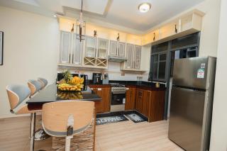 1 Bedroom Lakehouse with AC, Pool, Private Beach and Kids Park - 2