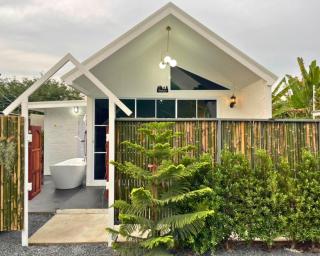 Moon Mount Khao Yai - 0