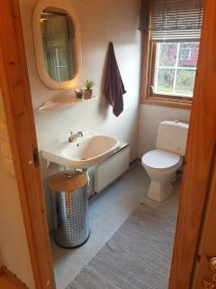 Cabin in stunning surroundings in Neverfjord - 4