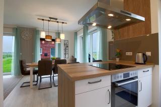 AE13 Engelsbrise - 1