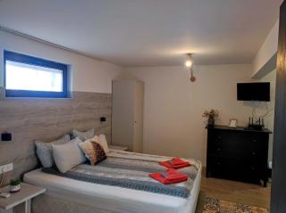 Guest House Malusha - 9