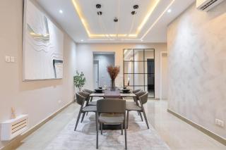 Chic Waterfront 2BR in Lekki Phase 1 - 5 Star Apt - 3