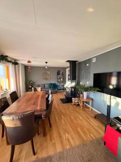 Village home near Kungsberget, 5 bedrooms - 2