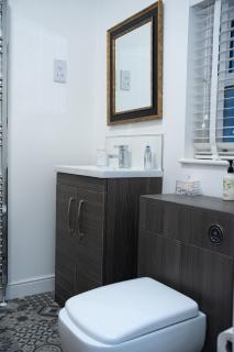 Easy Central Stay - Families, Work & Long Stays - 5