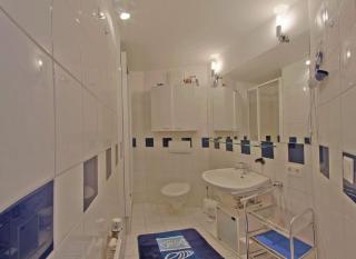 KW42-306 Triton mit Schwimmbad - 5