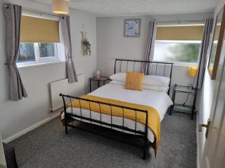 Little Park Holiday Homes Self Catering Cottages 1 & 2 bedrooms available close to Tutbury Castle - 9