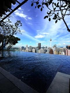 Luxury Axon Residence by Peace Garden - 0