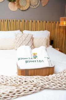 Studio River 101 - 1