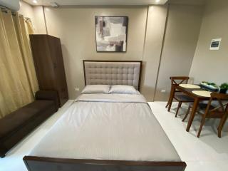 Daniel's Comfort Studio - 1