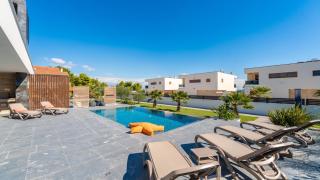 Suva Punta Elite by Villas Guide - 8