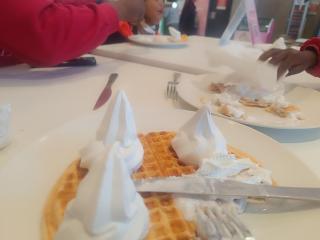 Best Location, borehole water, FREE WIFI, 5min to CBD, - 7