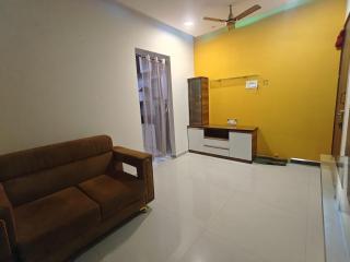 Curated Cozy Haven 1Bhk Flat in Hiranandani Estate - 2