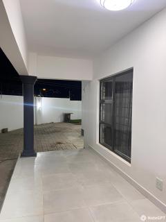 Hillview Executive Self-Catering House - 4